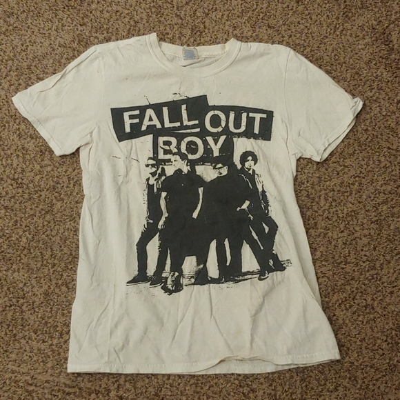 Fall out boy save rock and roll concert tee - Picture 1 of 3